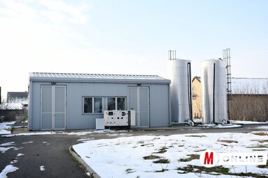 A korszerű turiai vízgyár épülete (Fotó: Paraczky László)