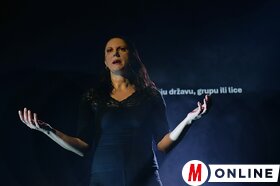 Az Utópia című előadás bemutatója az Újvidéki Színházban