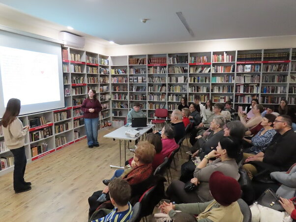 A csapatok két-két prezentációval készültek/ Fotó: Faragó Papp Boglárka