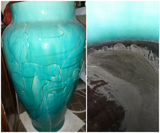 A Zsolnay váza az elvégzett javítások nyomaival (Forrás: Fúró Dénes felvétele)