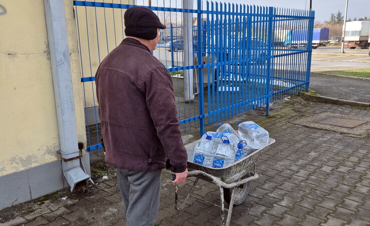 (Még) kelendő a palackozott víz