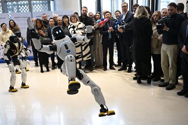 Az államfő szerint ez a technológiai ugrás Szerbiát az európai innováció egyik legfontosabb hídjává tenné (Fotó: Beta)