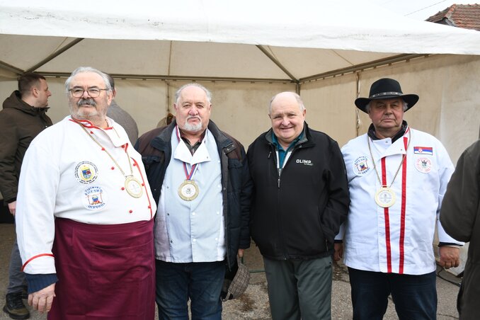 Valka Károly a rendezvény zsűrijével