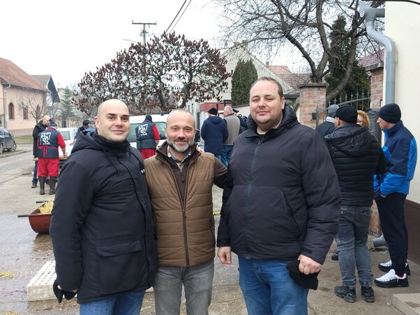 A gazdakör elnöke, a polgármester és a községi tanács mezőgazdasággal megbízott tagja