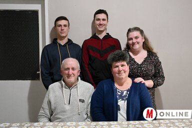 A család apraja és nagyja (Molnár Edvárd)