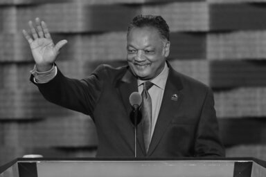 Jesse Jackson az 1960-as években a színes bőrű amerikaiak jogaiért harcoló polgárjogi mozgalom támogatója és aktív résztvevője volt (Fotó: Beta/AP)