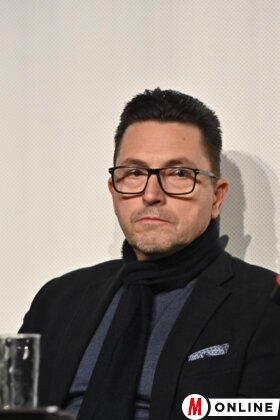 Az Ember maradj – az Ákos-sztori. Eddig című zenés portréfilm vetítése Óbecsén