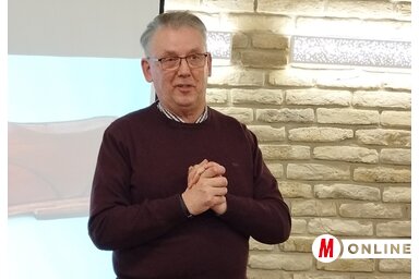 Nyers Attila úgy véli, mindig lesz igény a minőségi lábbelik iránt (Lukács Melinda felvétele)