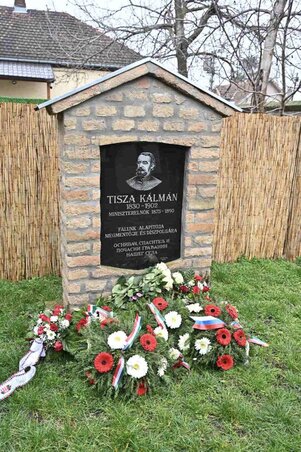 Tisza Kálmán emléktáblája