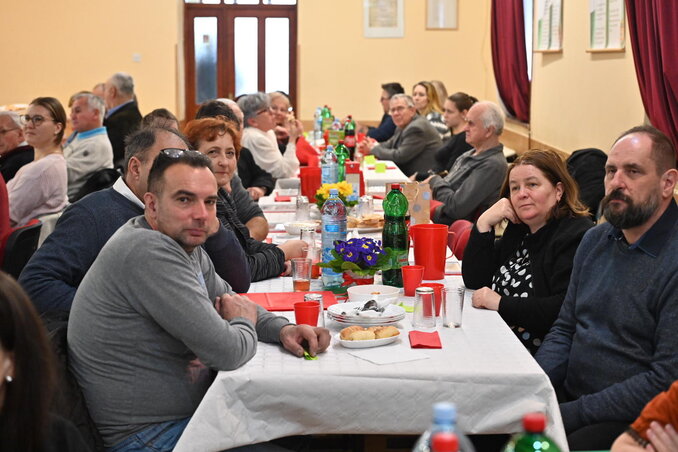 Az ünnepi ebéd kiváló hangulatban telt