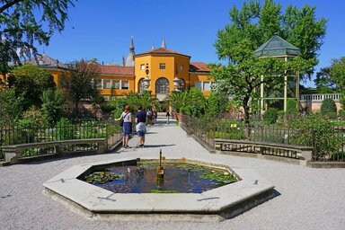 Az első botanikus kert