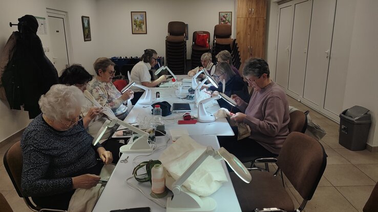 Az újvidéki szakcsoport munka közben