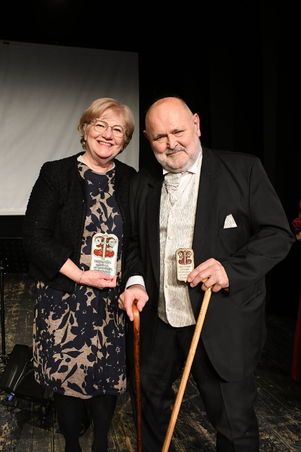 Táborosi László dr. Szily Katalin társaságában a zentai díjkiosztót követően (Fotó: Táborosi László archívuma)