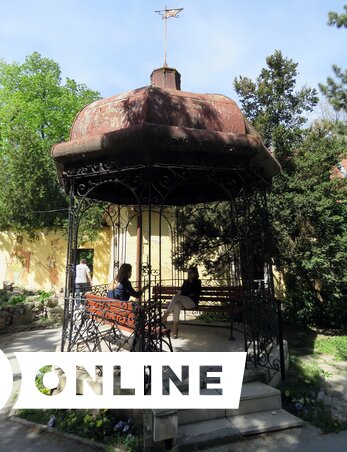 A pavilon is gondviselést igényel