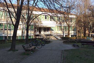 Az Óbecsei Egészségház (Fotó: Kancsár Izabella)