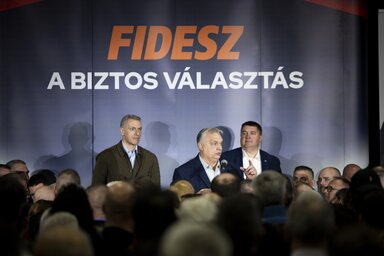 A kormányfő kiemelte, ha kell, mindenkivel szembe kell fordulni, meg kell védeni az érdekeinket, ahogy legutóbb is ezt tette (Fotó: MTI)