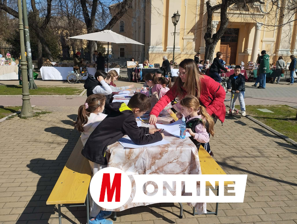 Szombaton a gyermekek számára szerveztek műhelymunkát / Kancsár Izabella felvétele