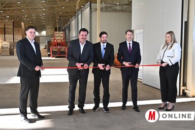 Az ünnepélyes szalagátvágás (Fotó: Ótos András)