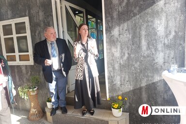 Rezicska Károly, a Szódamúzeum alapítója és Kiss-Hegyi Anita, Magyarország kulturális kapcsolatokért felelős államtitkára (Fotó: L. Móger Tímea)