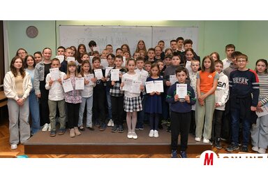 A verseny legjobbjai jutalmakat és okleveleket kaptak (Fotó: Gergely József felvétele)