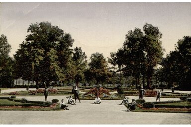 A Népkert egykor egy élő, látogatott, közösségi tér volt (Fotó: A népkerti levelezőlapok a zentai Városi Múzeum Gyűjteménye)