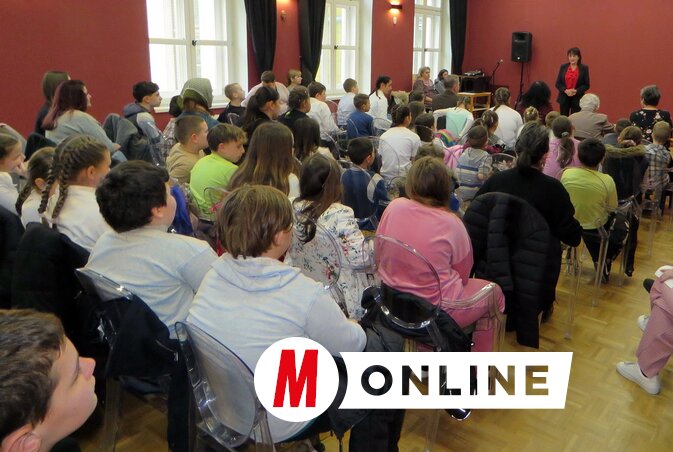 A rendezvény megnyitója (Fotó: Kecskés István felvétele)