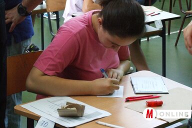 A diákok ma matematikából írnak tesztet (Fotó: Dávid Csilla archív felvétele)