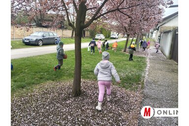 A gyermekek játékos formában kapcsolódnak a húsvéti hagyományokhoz / Kancsár Izabella  felvétele