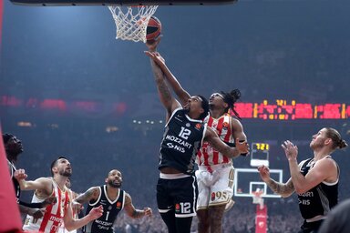 Az elveszített belgrádi rangadót követően a Crvena zvezda rájátszási esélyei alaposan megcsappantak (Fotó: Beta/AP)