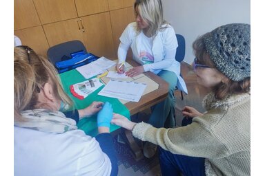 A vércukorszintet és a vérnyomást évente legalább egyszer meg kell méretni / Vidács Hajnalka