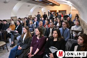 Diplomahonosítási szerződések aláírása Szabadkán