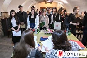 Diplomahonosítási szerződések aláírása Szabadkán