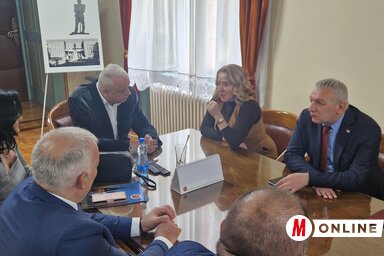 Szabadkán egyeztetett Stevan Bakić, Szabadka polgármestere és Snežana Paunović szerb államigazgatásért és önkormányzatokért felelős miniszter (Fotó: Bartus Bella felvétele)