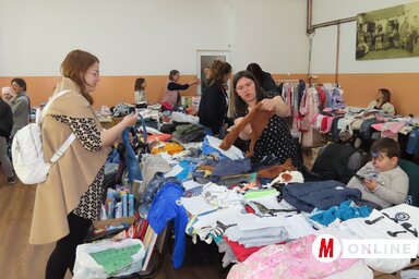 Baba-mama börze az adai Vadvirág-székházban (Fotó: Csincsik Zsolt)