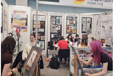 A Bogdan Šuput Művészeti Iskolában a tanítási órák mellett aktív és szerteágazó tevékenység folyik, amelyben a diákok mellett a tanárok is részt vesznek  (A szerző felvétele)