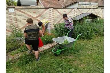 Nők Kishegyesi Fóruma