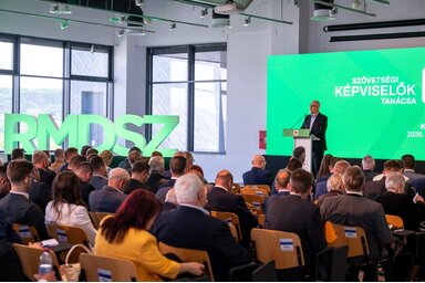 MTI / Kiss Gábor / Kelemen Hunor, az RMDSZ elnöke az ülésén