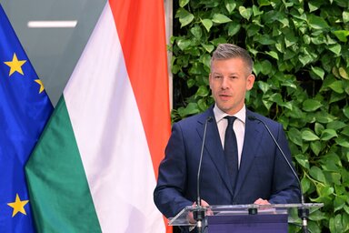 Magyar Péter kijelentette: a nyilvánosságra hozott dokumentumokból kiderül, hogy Varga Judit nem támogatta K. Endre kegyelmét (Fotó: MTI)
