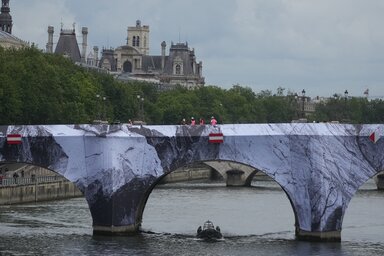 Beta/AP Photo/Thibault Camus