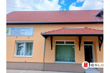 Átadták rendeltetésének a megújult épületet (Fotó: BJK)