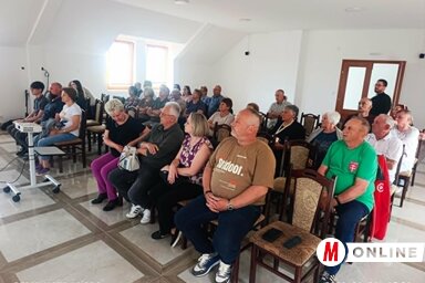 Nagy érdeklődés kísérte Szakály atya előadását (Fotó: L. Móger Tímea)