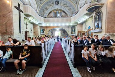 Az emlékező közösség a szentmisén (Fotó: Kalinka Tamás)