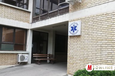 A topolyai Dr. Hadzsy János Egészségház legutóbb kiadott közleménye szerint több település, valamint a városban működő II-es számú rendelő sem fogad betegeket (Fotó: Tóth Péter felvétele)