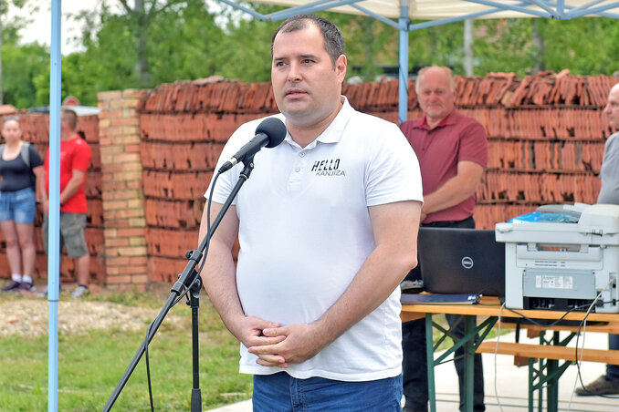 Fejsztámer Róbert is köszöntötte a résztvevőket és megköszönte munkájukat (Fotó: Gergely Árpád felvétele)