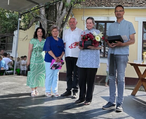 Lackovics Károly Dolinszky Mártának és Damján Zsoltnak adta át a faluplakettet