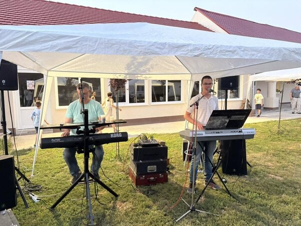 A pirosi Classic Band gondoskodott a jó hangulatról