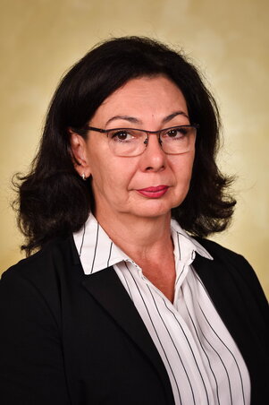 Varjú Potrebity Tatjana