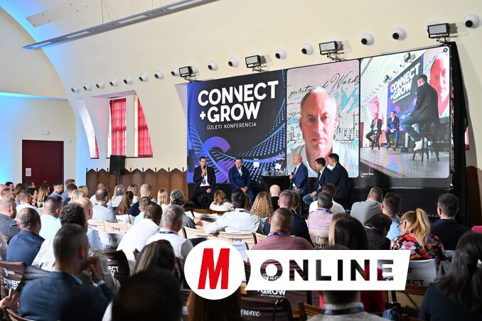 Panel-diskusija na prošlogodišnjem događaju (fotografija Edvarda Molnara [arhivski snimak])