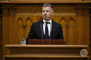 MTi-fotó