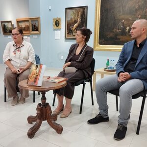 Ninkov Kovacsev Olga, Korhecz Zsuzsanna és Antalovics Péter a könyvbemutatón/fotó: Lukács Melinda